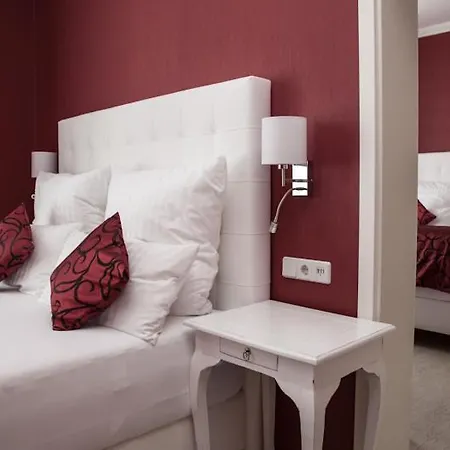 Haus & Laluna Gasthuis 3*