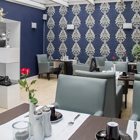 Haus & Laluna Guest house 3*