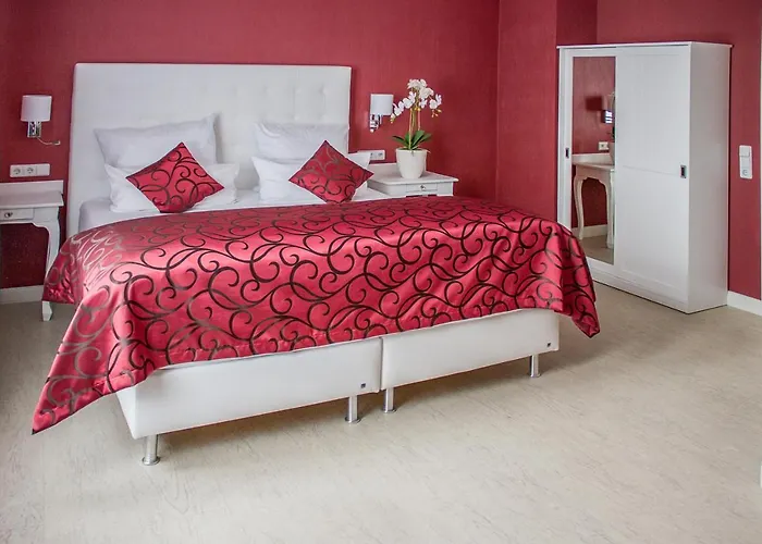 Haus & Laluna Pensionat 3*