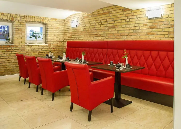 Pensionat Haus & Laluna 3*